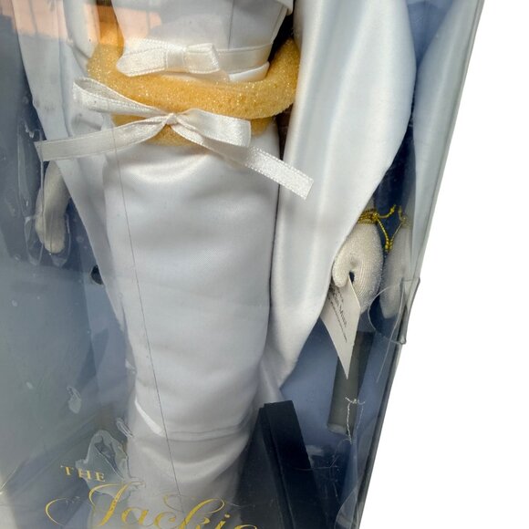 The Jackie Doll Jacqueline Kennedy White Gown Collectible Doll Franklin Mint - Picture 5 of 6